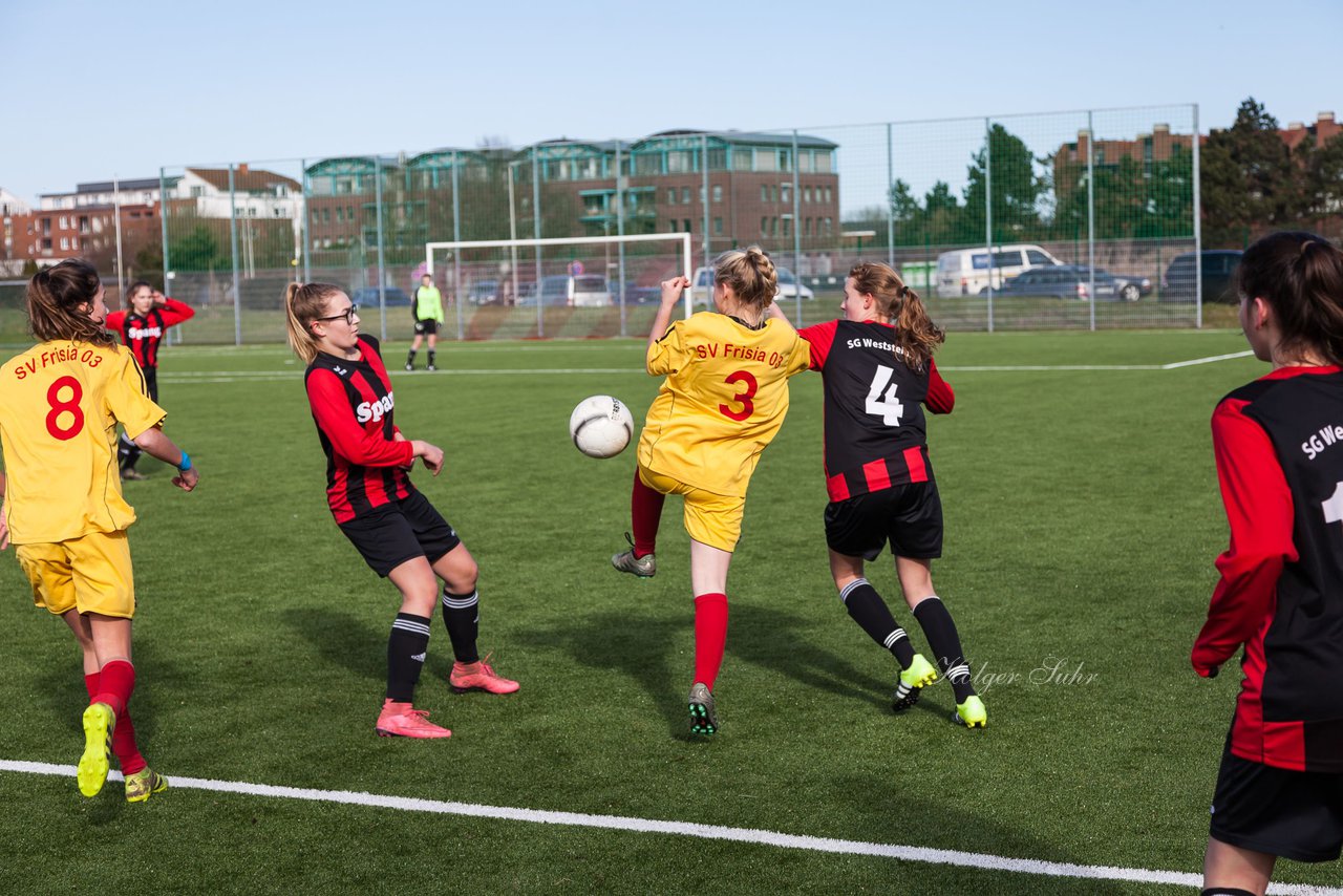 Bild 80 - B-Juniorinnen SG Weststeinburg/Bei - SV Fisia 03 : Ergebnis: 1:2